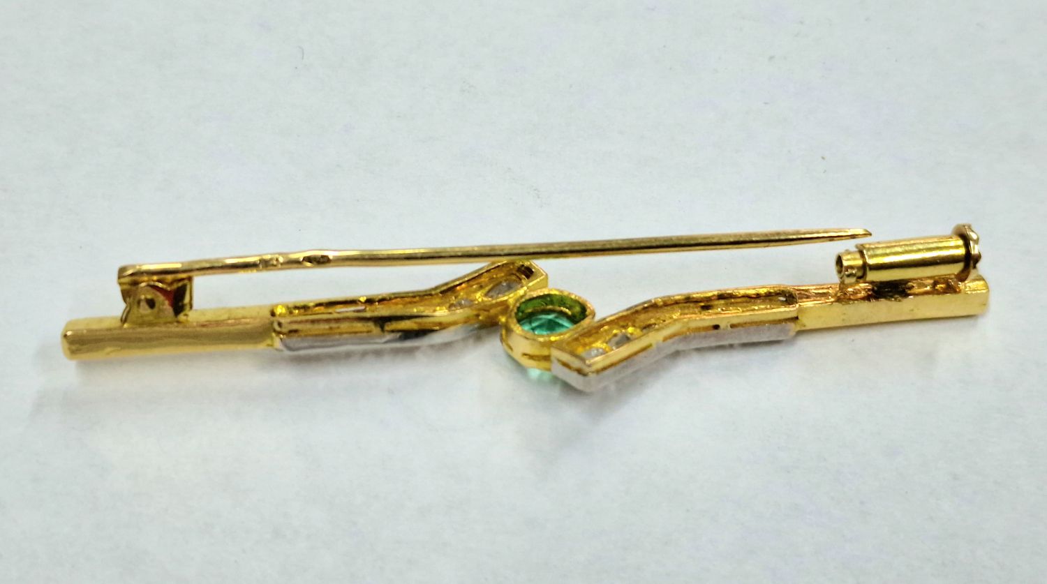 Złota broszka ze szmaragdem i diamentami 7 Złota broszka ze szmaragdem i diamentami - obrazek 7